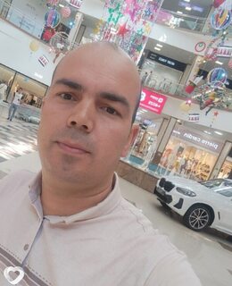 Яшар Авезов